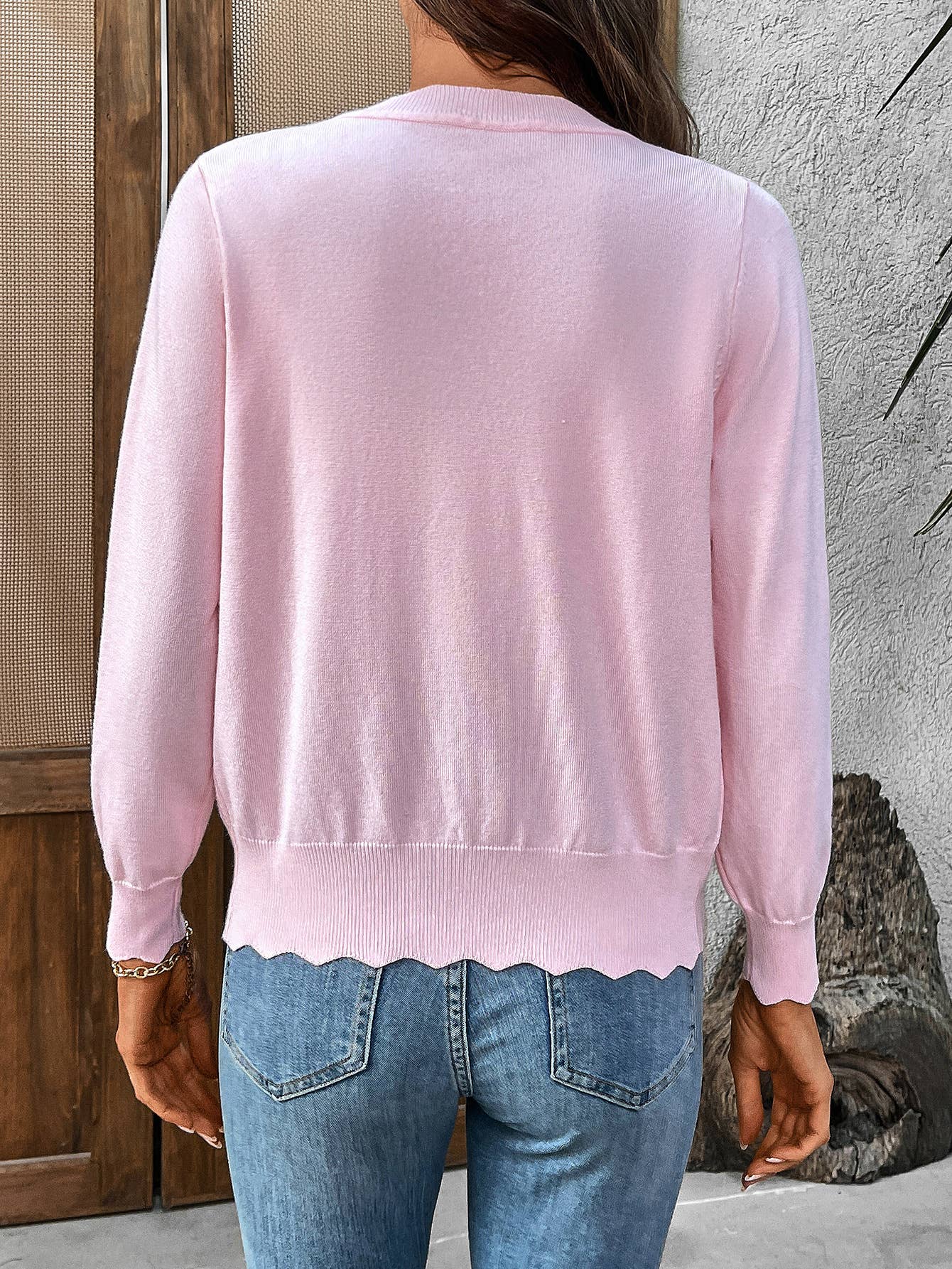 Long Sleeve V-Neck Scalloped Knit Women's Cardigan