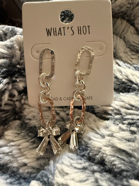 Silver Hammered Oval Bow Drop Earrings ✨